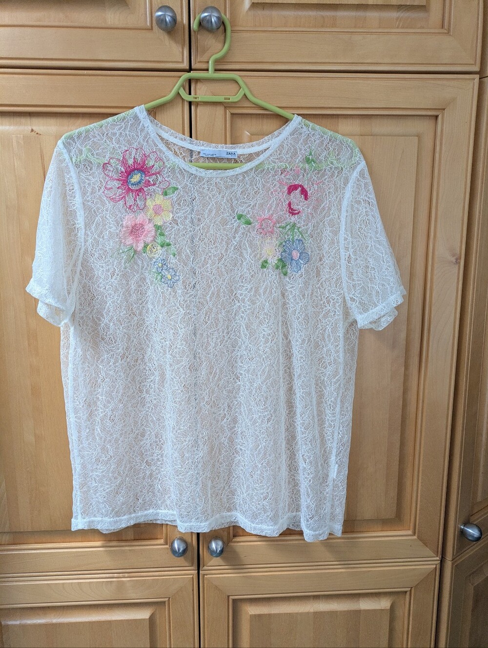 Zara Lace Top Size L ( Free With $50 Purchase)